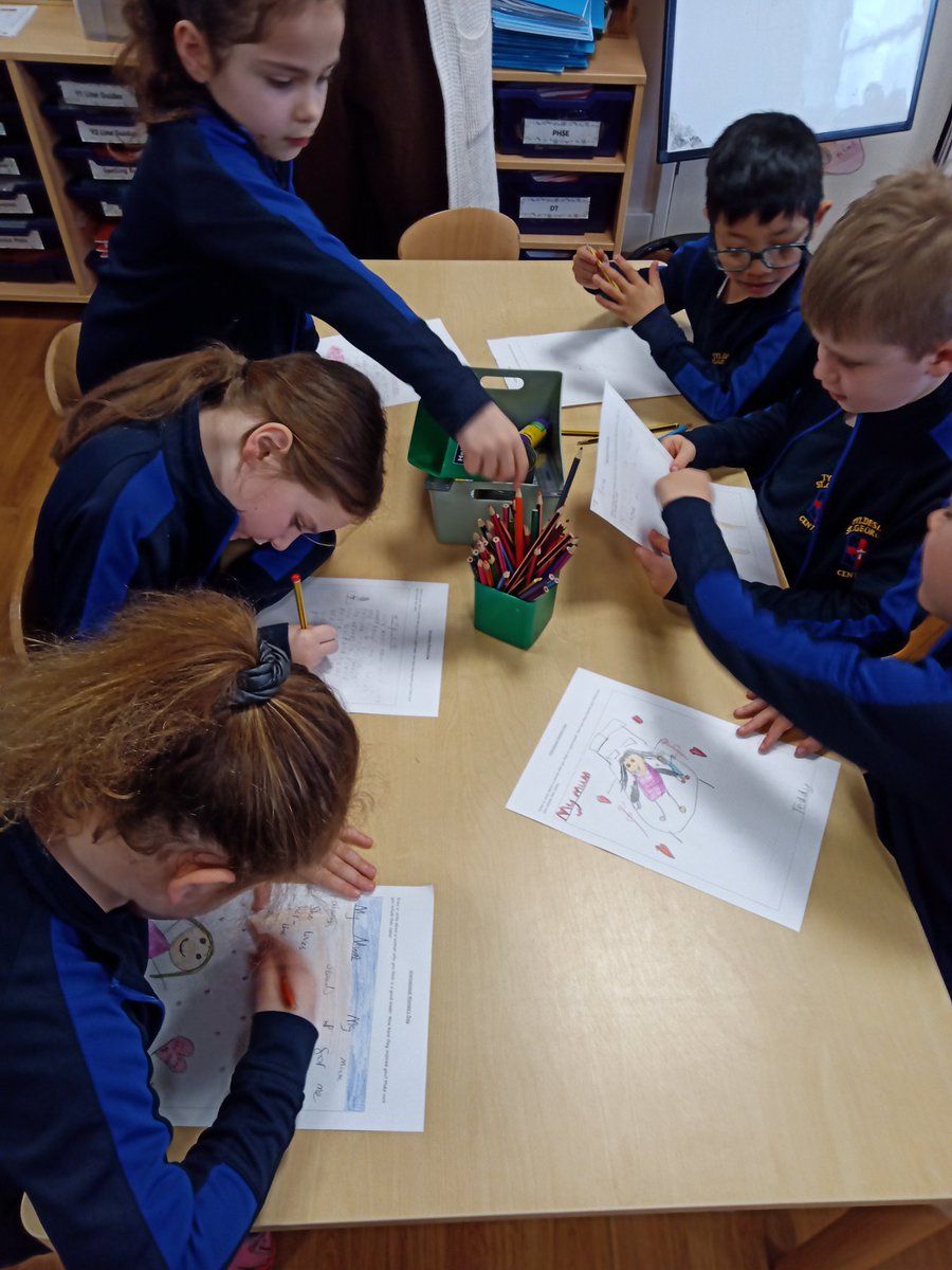 Miss Dennett tweet media