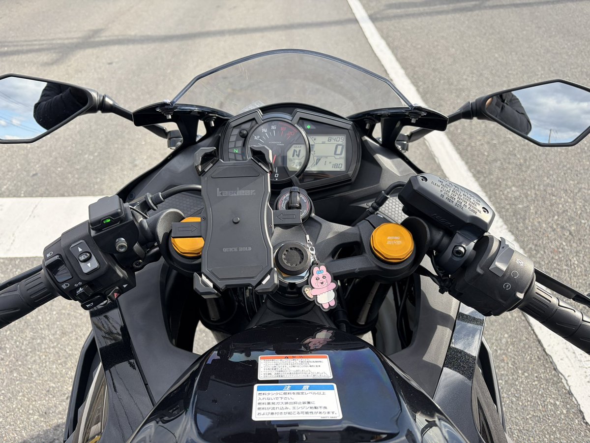 RR64772985's tweet photo. 今日は彼女の25r洗車してカフェ

余野行く時間なかった https://t.co/F48OLpacwB