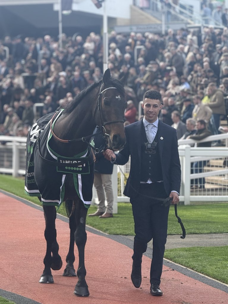 Racing TV tweet media