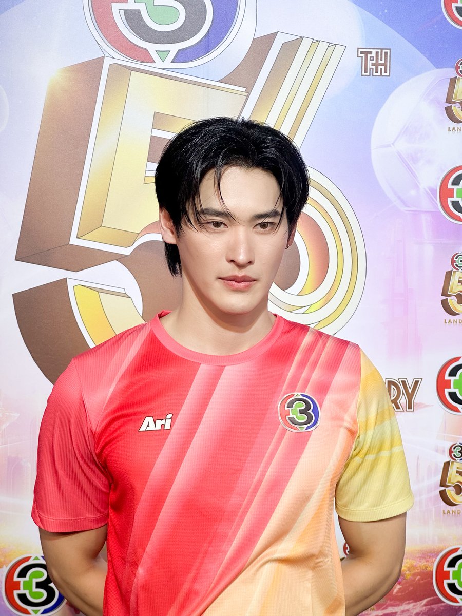 WUT _MANAGER tweet media