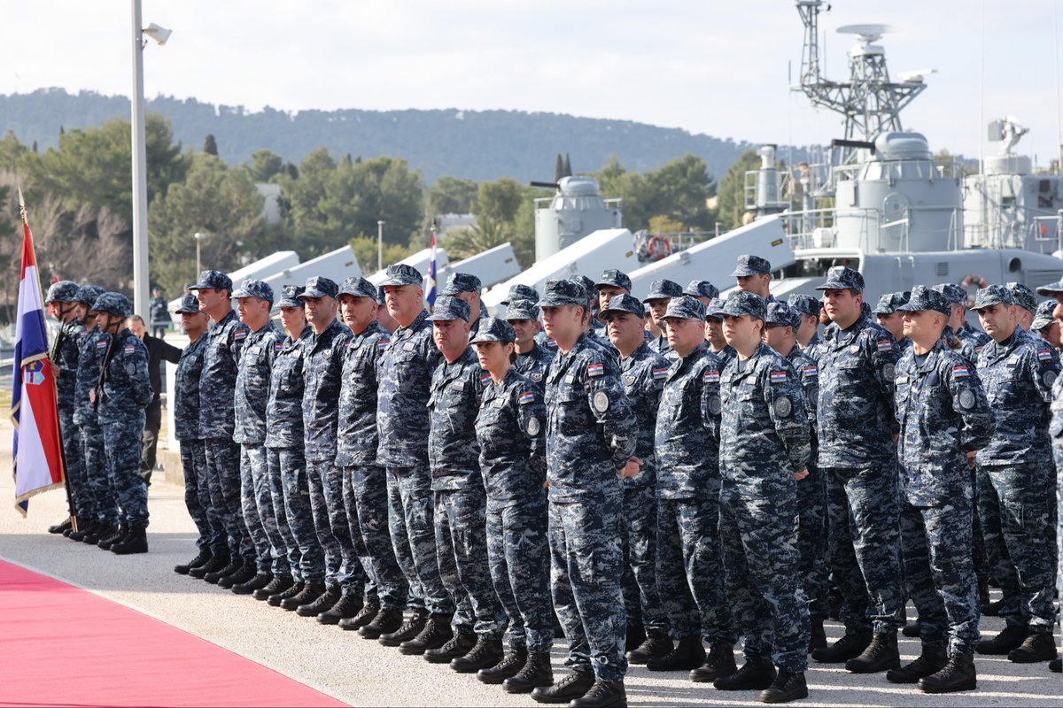 Ivan Anušić tweet media