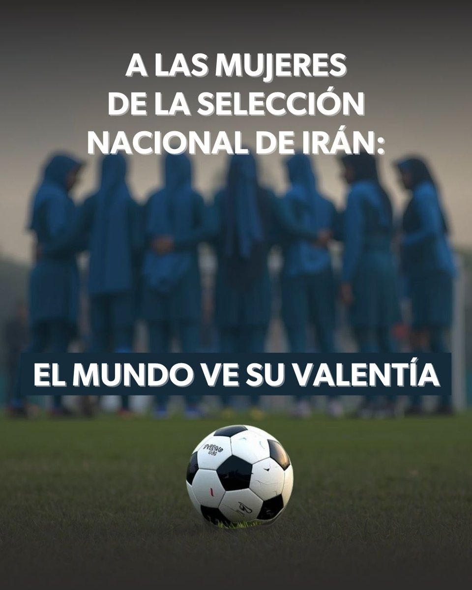 IsraelinPanama's tweet photo. A veces la valentía es el silencio.

A las mujeres de la selección nacional de fútbol de Irán, que se negaron a cantar el himno del régimen, las aplaudimos.

Manténganse a salvo. 💚 https://t.co/4Af9uZ9LcN