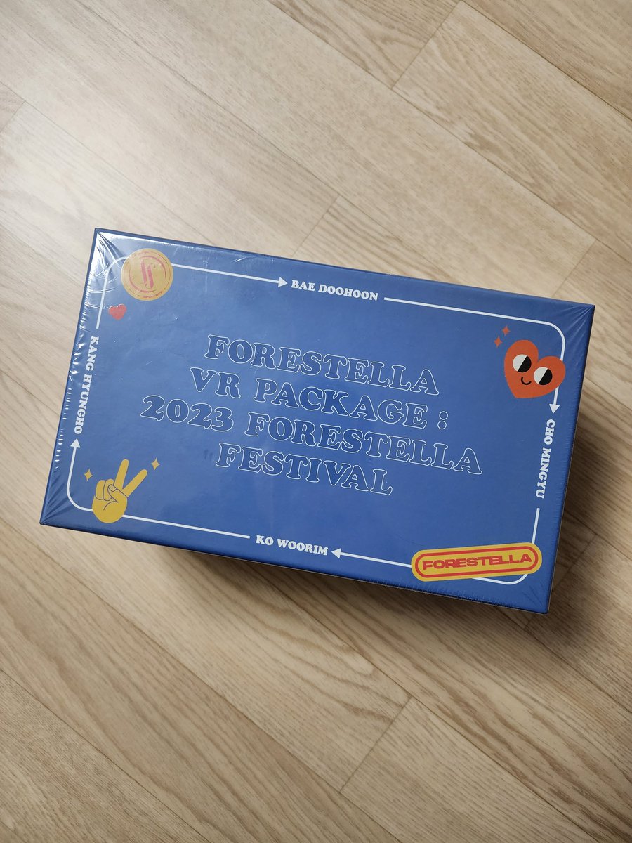 포레스텔라 VR 양도합니다
뜯어보지 않은 새상품입니다