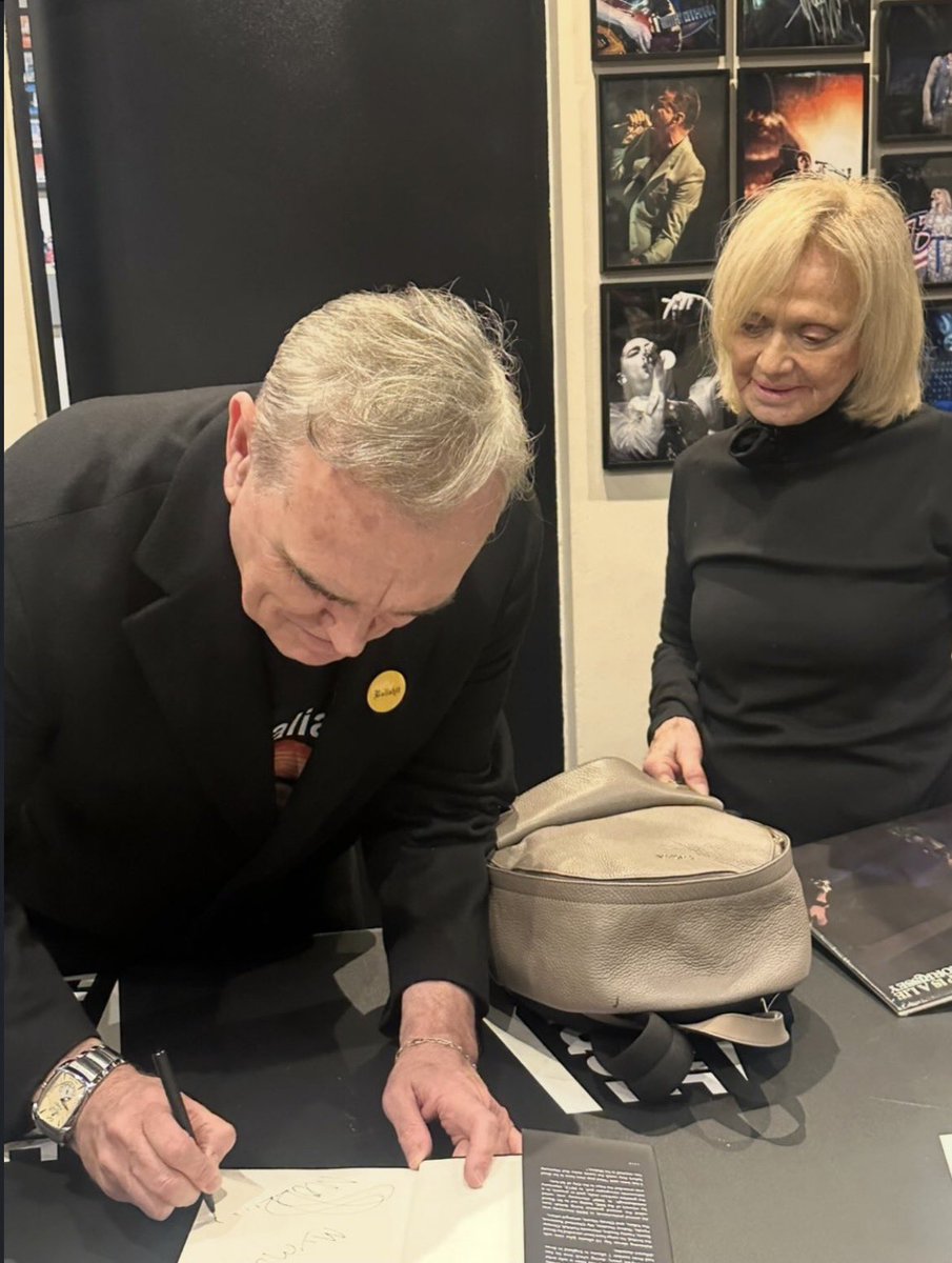 Morrissey tweet media