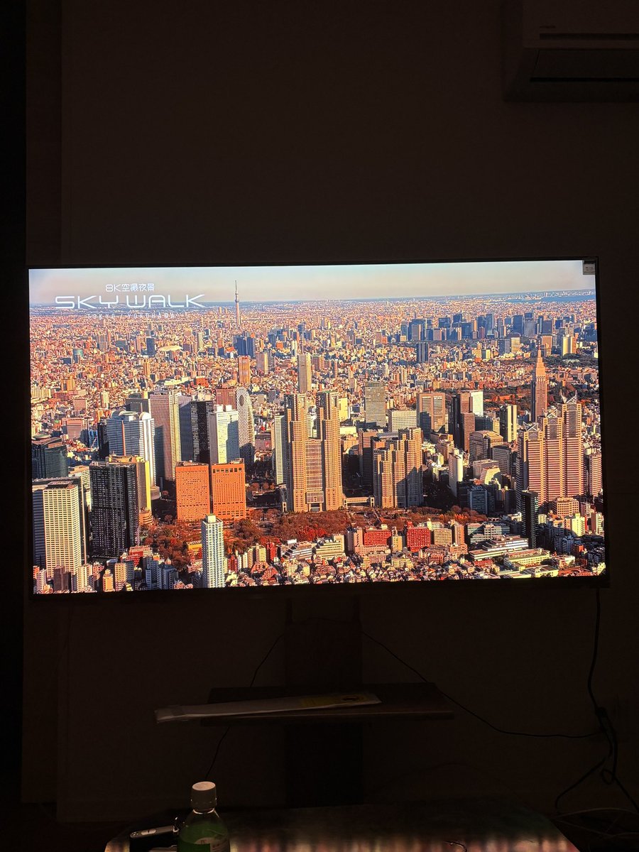 tarou_ITF's tweet photo. 65型有機elテレビが届きました
はっぴー https://t.co/A8HAZyHvnK