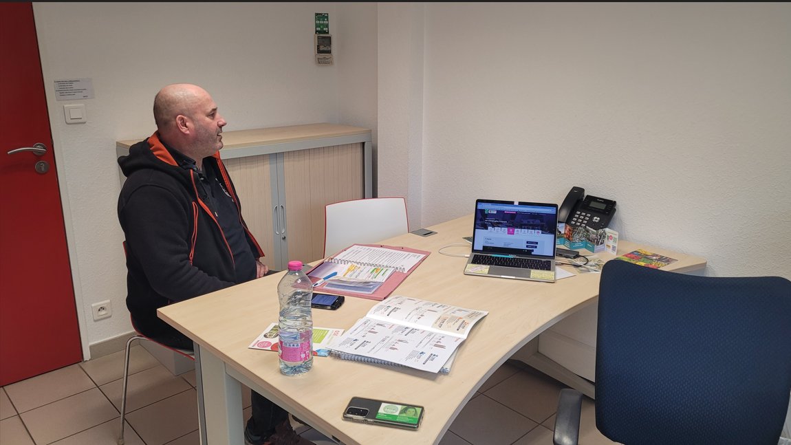 AnefaMayenne's tweet photo. Accompagnement candidat ce jour à la Communauté de communes de l'Ernée, sur sa recherche active d'emploi agricole 30 kms autour de Mayenne https://t.co/1dNKE5FK18