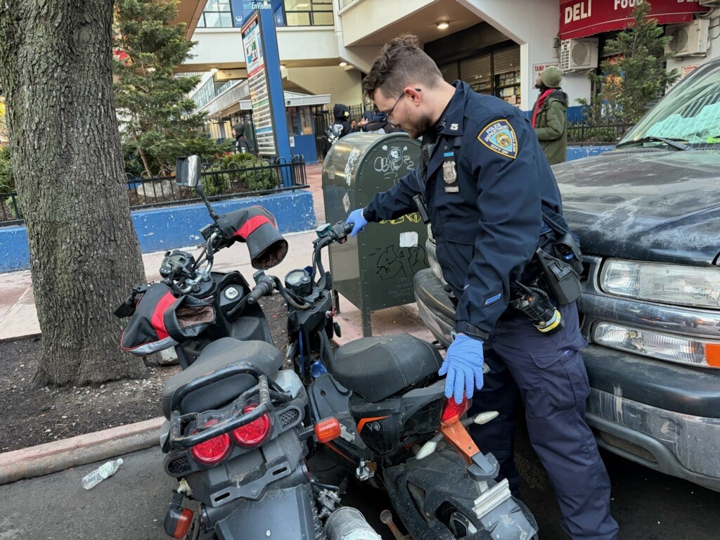 NYPD 25th Precinct tweet media