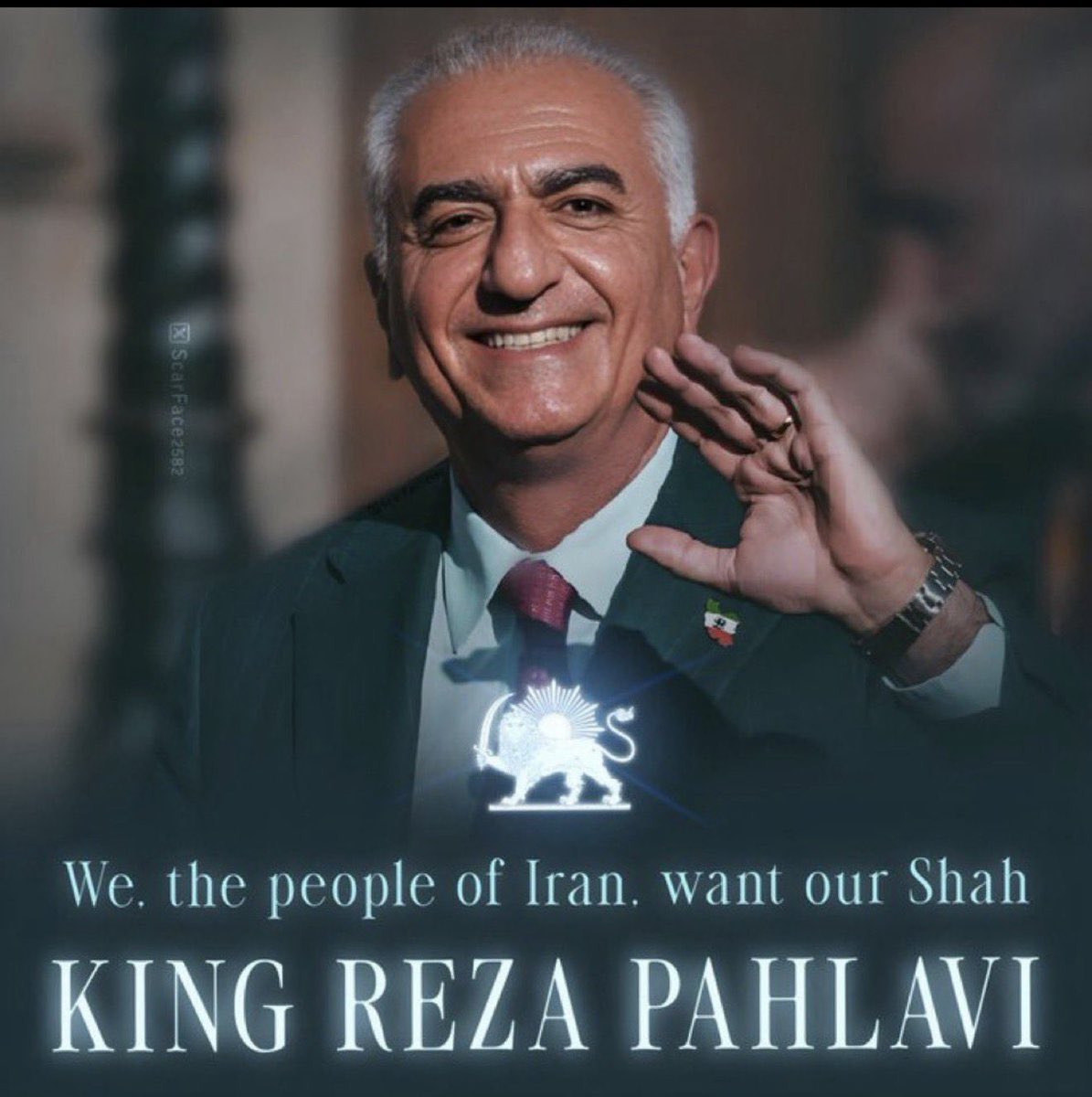 eliiranabad's tweet photo. با ترند کردن هشتک #KingRezaPahlavi‌ به دنیا ثابت کنیم که تنها کسی که ما قبولش داریم شاهمان #رضا_پهلوی است 
#KingRezaPahlavi‌ 
دوستان کم نزارید کمک کنید دوباره ترند بشیم هر نفر دو تا هشتک زیر این پست بذارید تا صدای عاشقان پادشاهمان در داخل باشیم . https://t.co/2ook3O7lD5
