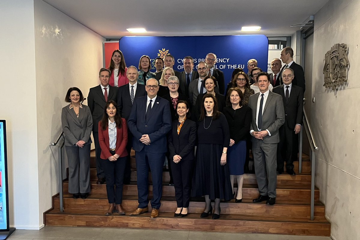 Maria Papakyriakou tweet media