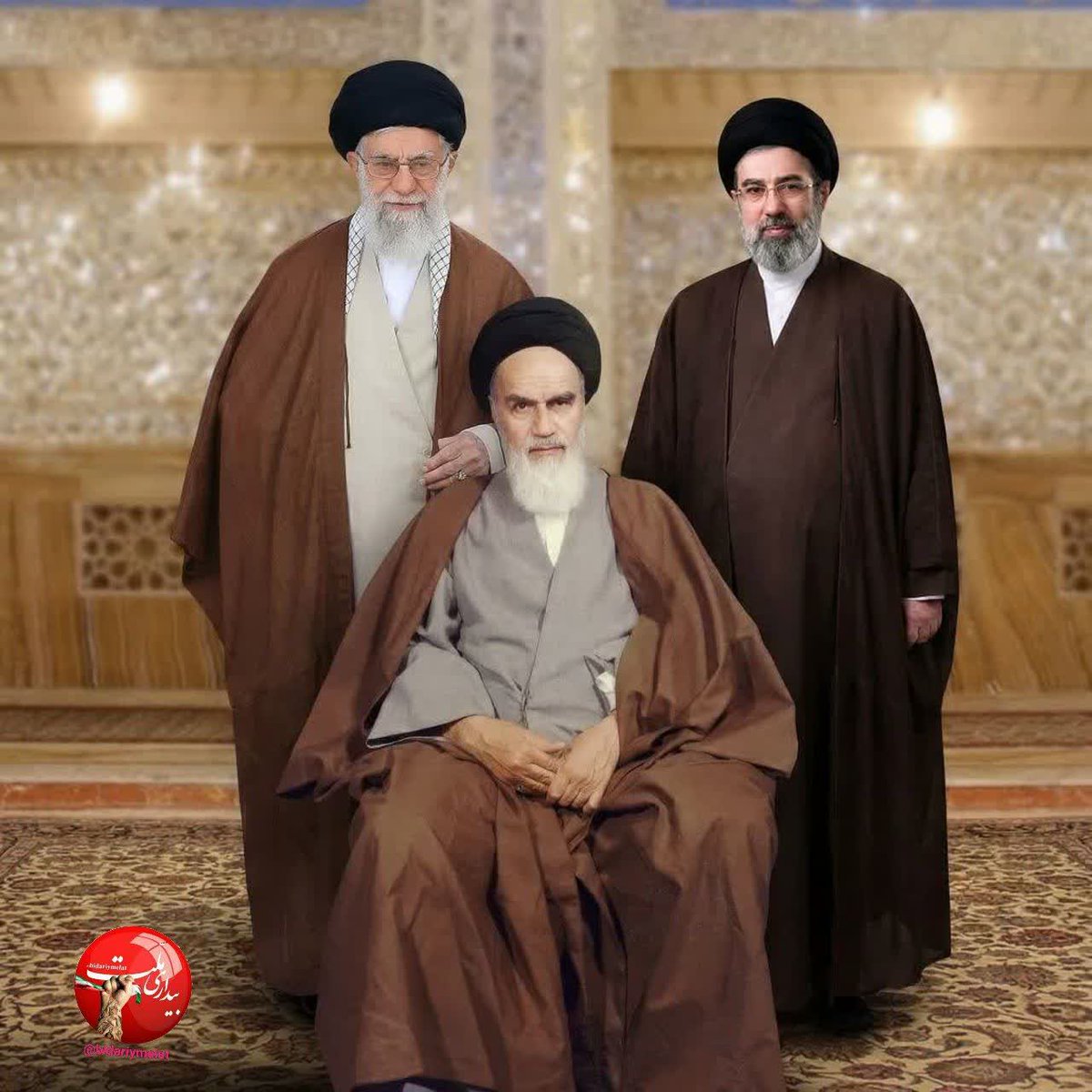 تکلیف ما چیست؟
۱. اطاعت؛ از چه؟ از امر ولی
۲. حفاظت؛ از چه؟ از راه ولی
۳. محافظت؛ از که؟ از شخص ولی

تا شکست دشمن، پرشورتر از پیش به حضور خیابانی ادامه می‌دهیم
#خامنه_ای_دیگر