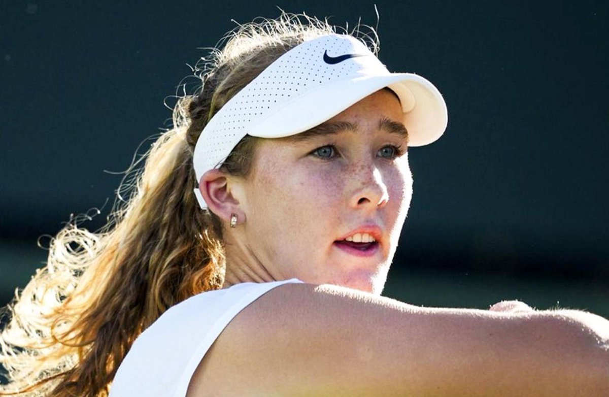 Incubo Mirra Andreeva dopo la sconfitta: "Insulti al pubblico? Erano a me stessa".
La 18enne russa ha perso il controllo lanciando più volte la racchetta e rivolgendo un "F*** you all" all'uscita dal campo
tennisworlditalia.com/tennis/news/In…
#IntervisteTennis