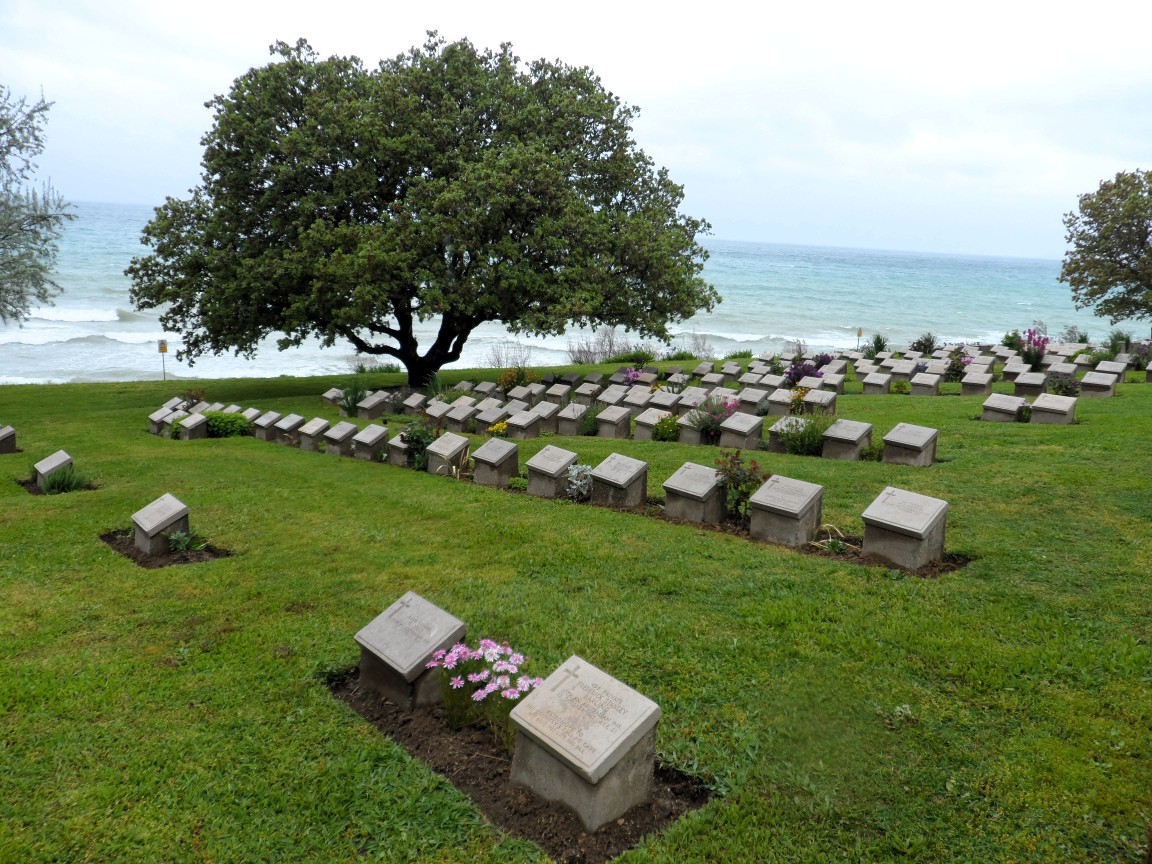 Commonwealth War Graves tweet media