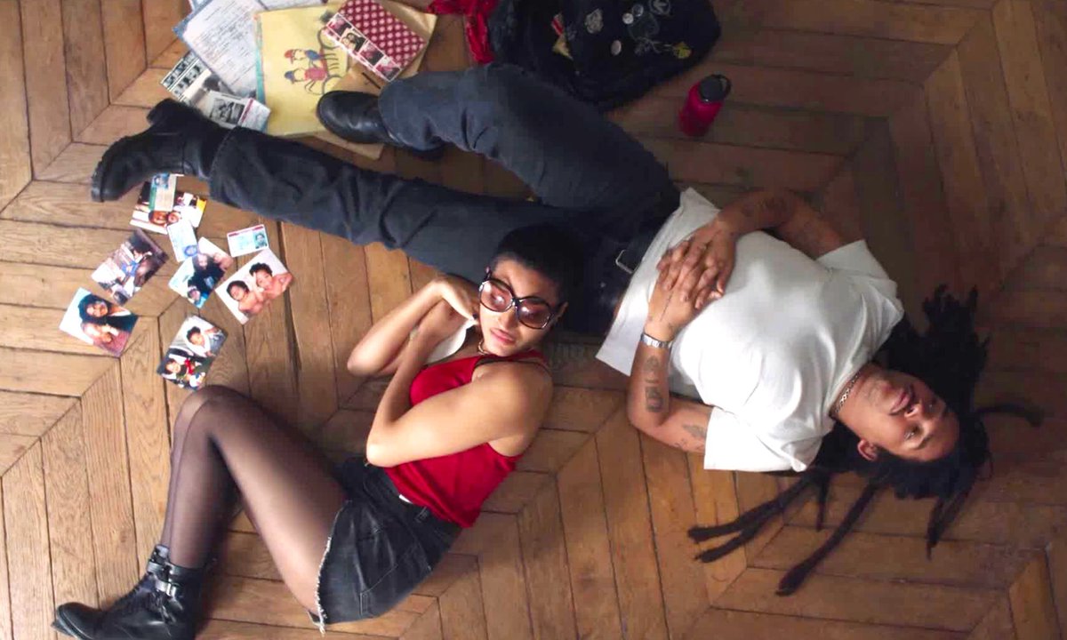 halifaxbloggers's tweet image. Your humble blogger reviewing new movies on CBC Radio. Carsten Knox chats about Father Mother Sister Brother, Monica's News, and Oscar picks on The Knox Office:

halifaxbloggers.ca/flawintheiris/…

#moviereview #theknoxoffice #cbcradio @FlawInTheIris @cbcradio