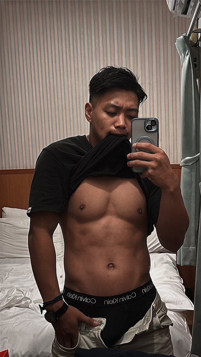 斜槓人濕 tweet media