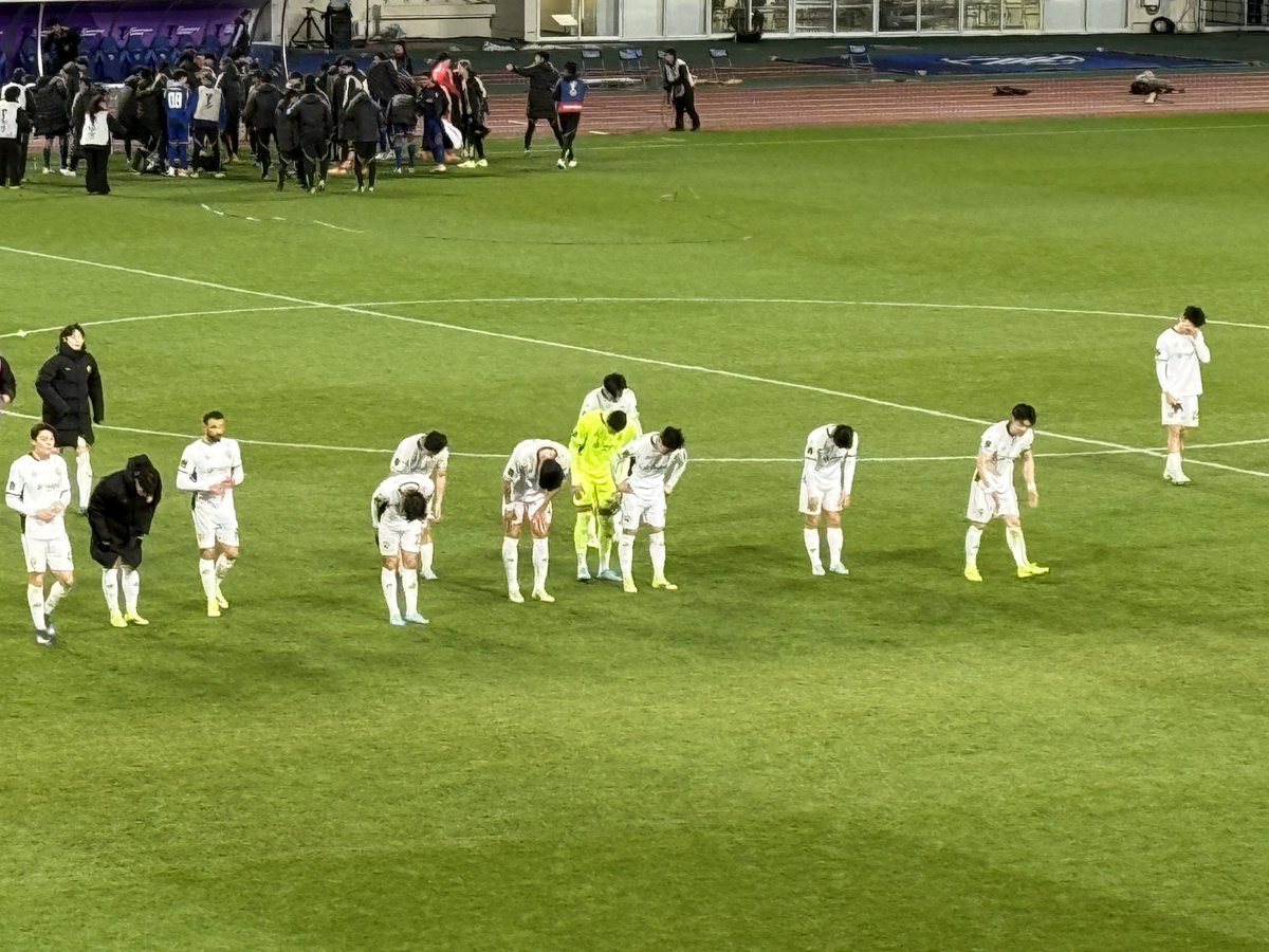 zelvia_shio's tweet photo. 江原の選手の皆さん
ありがとうございました🙂↕️
#江原FC
#GangwonFC https://t.co/wZzARzVY6d