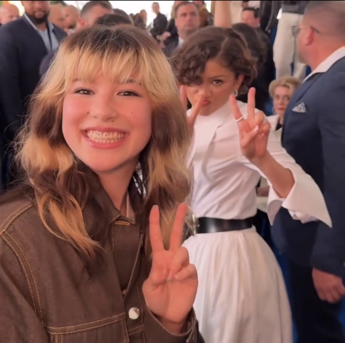 alysa archive 𐙚 tweet media