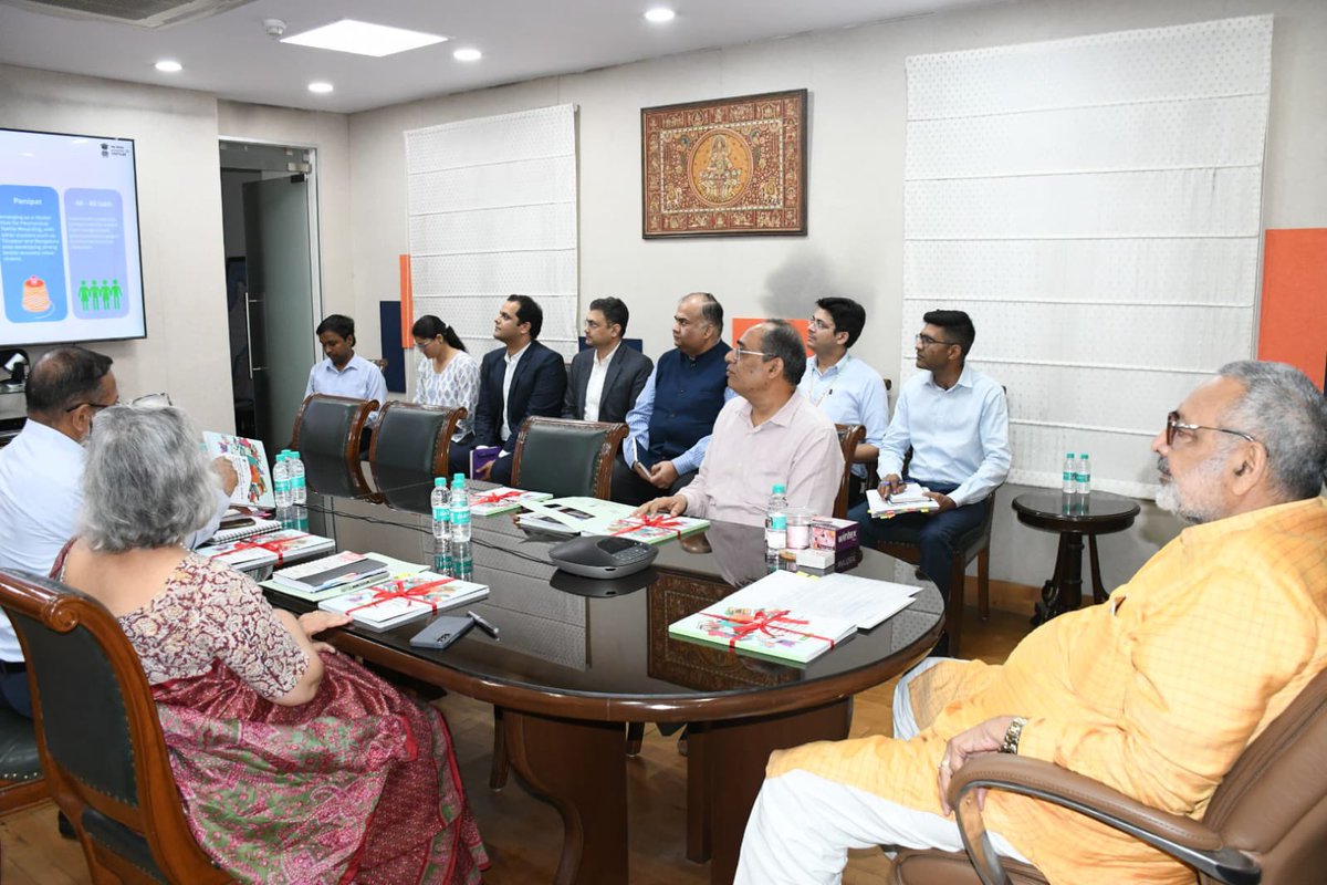 Giriraj Singh tweet media