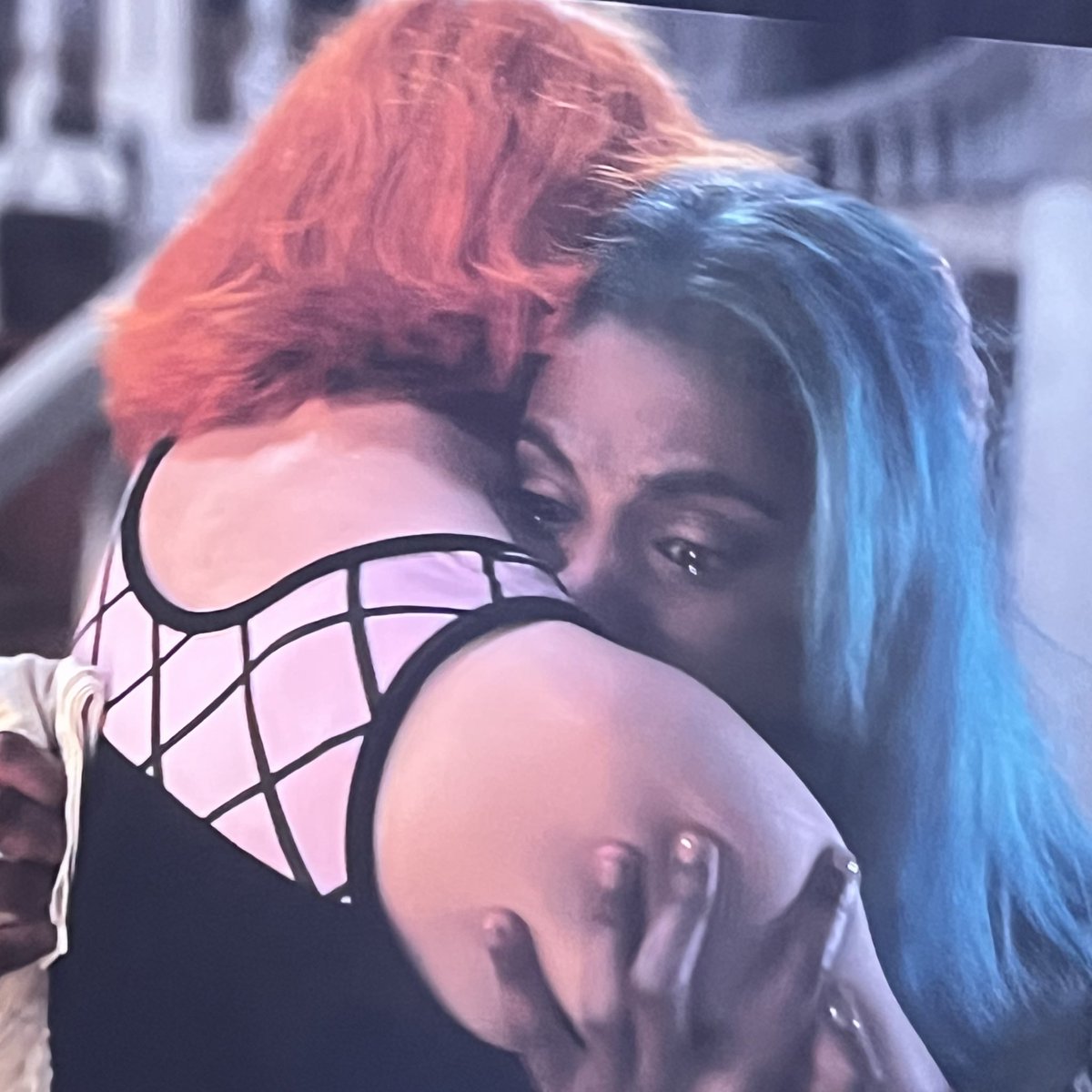 nami literally RUNNING to hug vivi my heart is breaking into two pieces