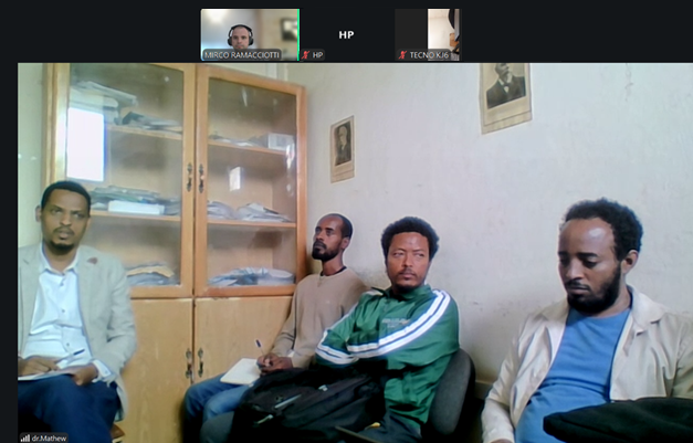 archaechemis's tweet photo. This morning our Mirco gave a seminar on smartphone imaging colorimetry for professors of the @WSodoUniversity in the framework of the cooperation project of @UV_EG #ETHIOPIANGIRLS4SCIENCE @CdCienciaUV https://t.co/u0FI68qkAa
