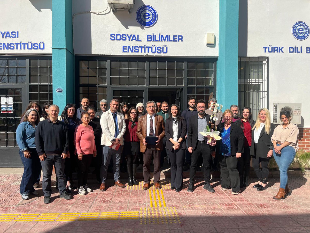 egesosbilen's tweet photo. Enstitiümüz yönetimi devir teslim töreni gerçekleştilmiştir. Rektörümüz Prof. Dr. Musa ALCI'nın tensipleriyle 05.03.2026 tarihinde müdürlüğe atanan Prof. Dr. Burcu TÜRKCAN görevi bir önceki dönem müdürümüz Prof. Dr. Mustafa MUTLUER'den devralmıştır. https://t.co/puxfH41zZ2