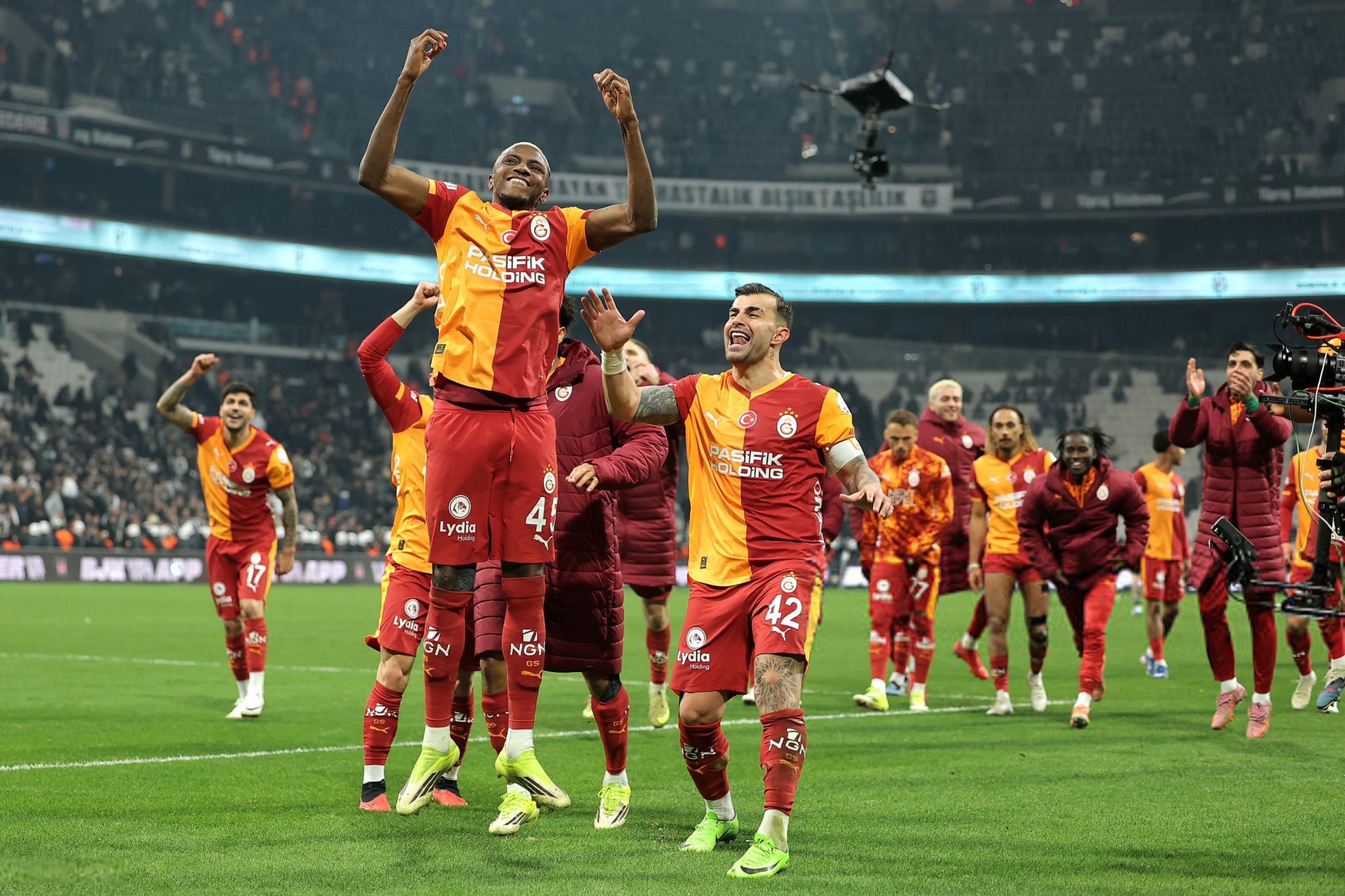 حافز إضافي للاعبين! سيحصل نجوم جلطة سراي على مكافأة مالية حال فوزهم على ليفربول اليوم. المصدر: A Spor 