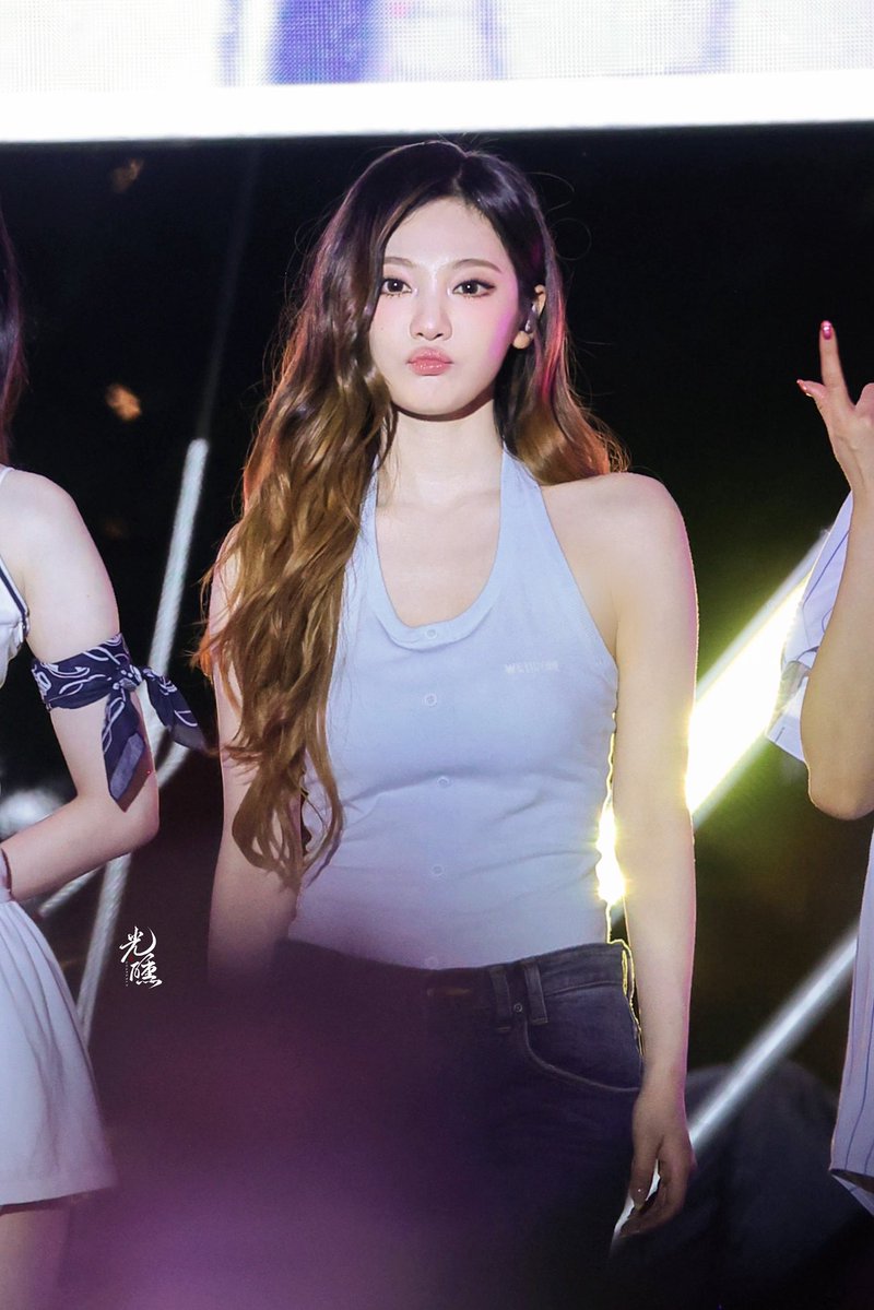 ningning tweet media