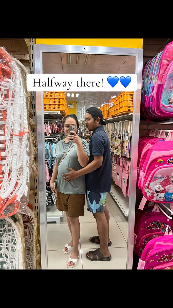 Jsrgh28's tweet photo. 20 weeks preggy 💙 https://t.co/JtSgmfy1jN