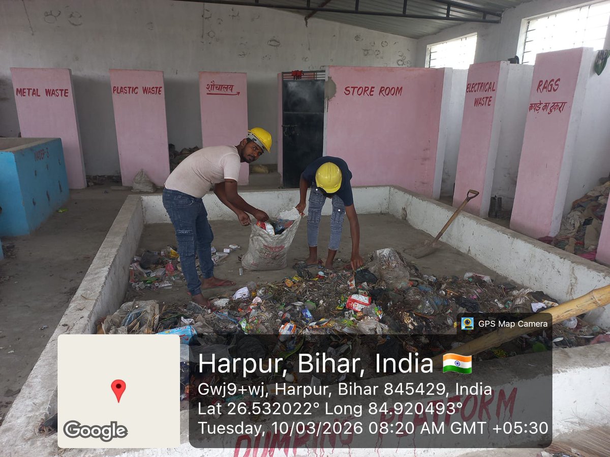 EcMotihari's tweet photo. Under #SBMG/#LSBA #WasteCollected from households in various #Panchayats is transported to #WPU where #SwachhtaWorkers carry out systematic segregation on #DesignatedPlatforms to ensure #ScientificProcessing and effective #SolidWasteManagement.
@Dm_Motihari @LSBA_Bihar @MoJSDDWS https://t.co/K6ZJXVl1pN