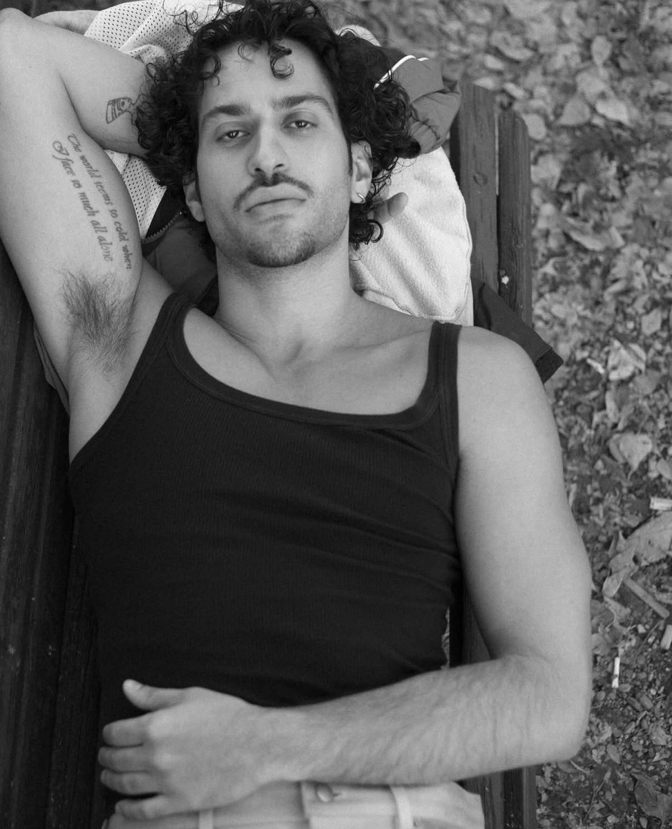 gridomanonmordo's tweet photo. #buttmagazine #mahmood https://t.co/bxc4IgrJFF