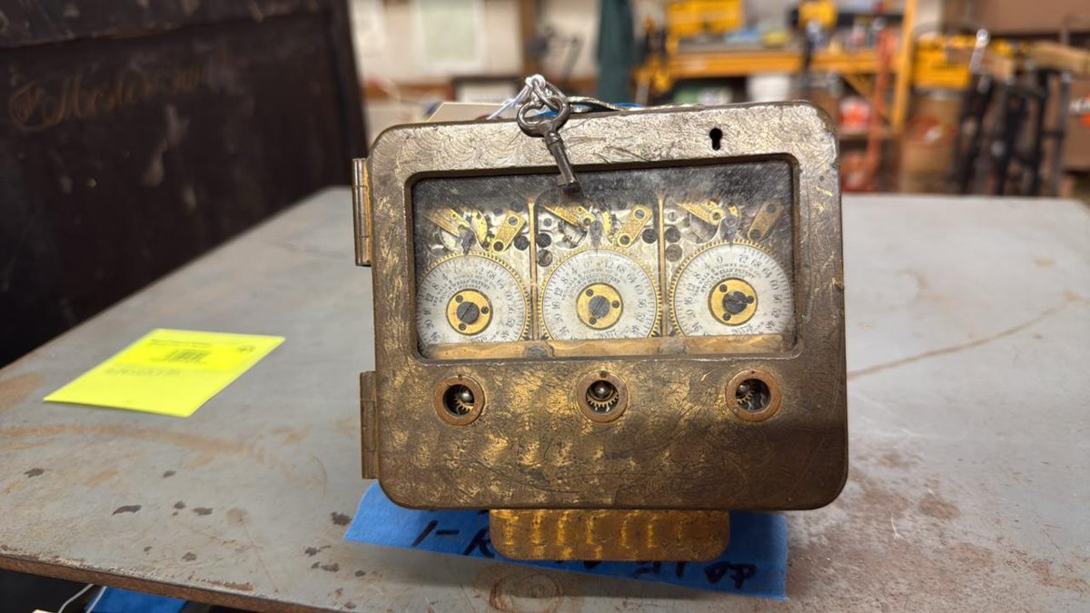 MearesProperty's tweet photo. Do you collect vintage time locks?  We have a great grouping in our Liquidation of Hendricks Safe and Lock Service... https://t.co/zFOQo571tj #safes #locksmith #timelock #collectibles #auction #meares https://t.co/1774Sg8y45