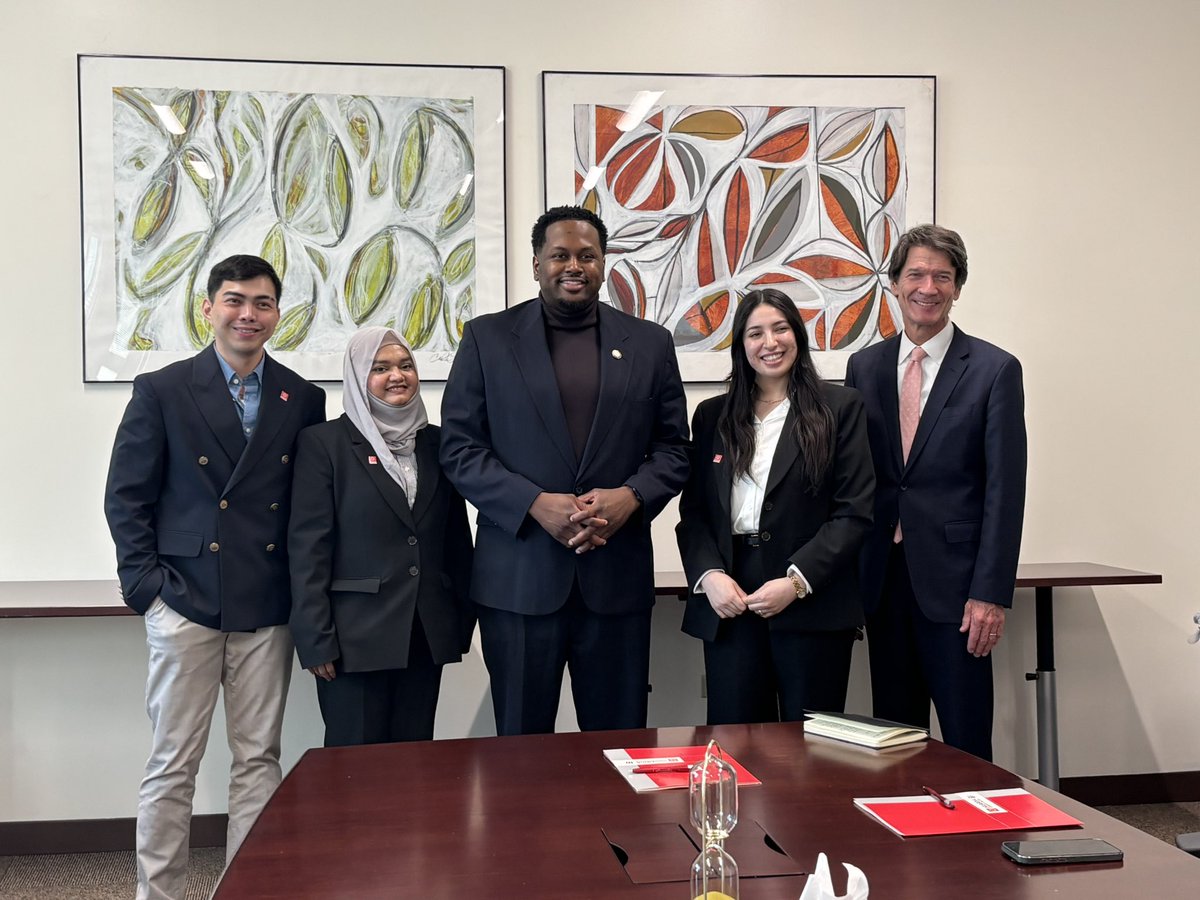 LaGuardiaCC's tweet photo. Thank you @NYCCouncil Member Ty Hankerson for coming to campus to meet our students and learning more about the work we do at the College. https://t.co/VrQhAgoUma