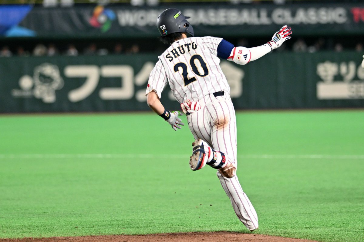 samuraijapan_pr's tweet photo. 2026 ワールドベースボールクラシック™ 東京プール presented by ディップ
試合終了
日本🇯🇵 9 - 0 🇨🇿チェコ

8回に #周東佑京 や #村上宗隆 の本塁打など一挙9得点🙌
4連勝でマイアミへ💪✈️

📝試合結果
https://t.co/hZtfPrKe6E

#侍ジャパン
#WorldBaseballClassic https://t.co/7moTQmRCfa