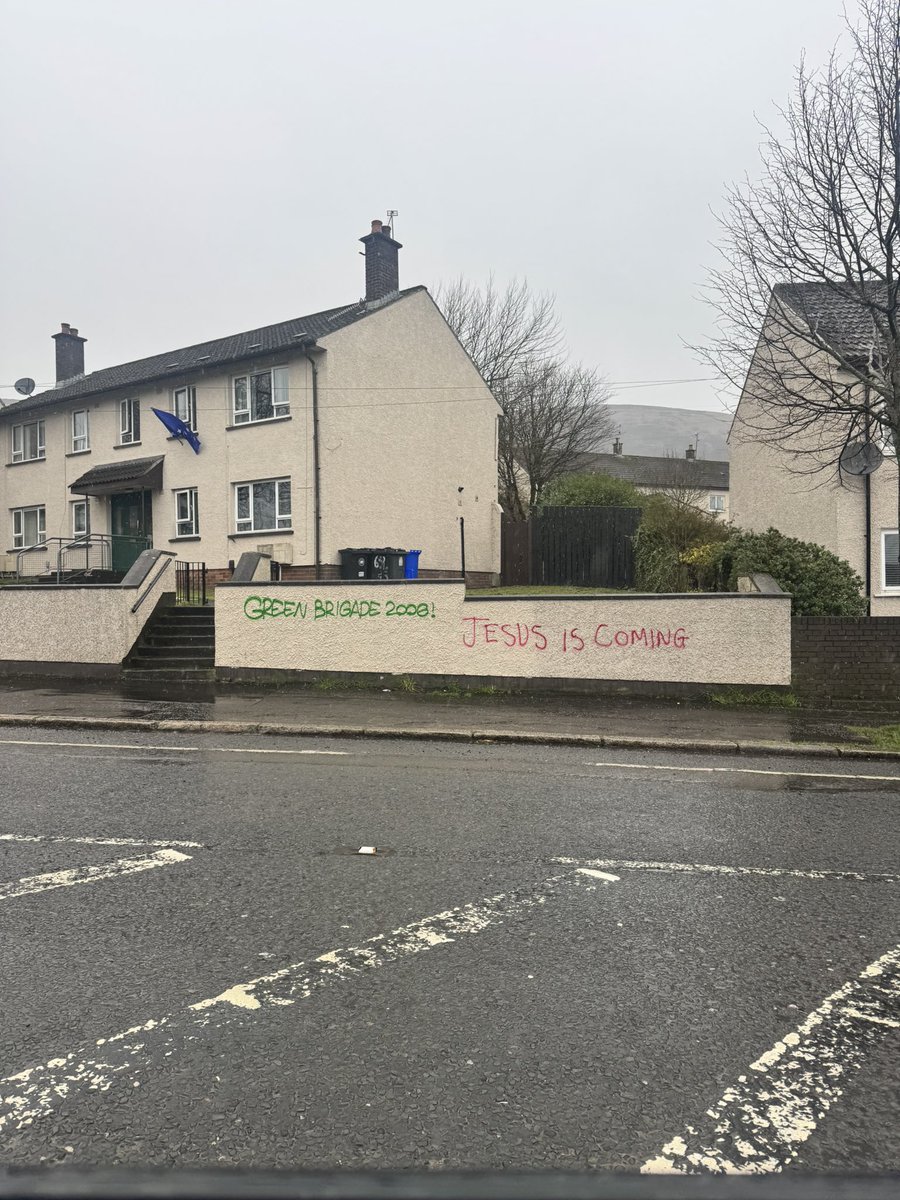 paddythedagger's tweet image. Is the green brigade announcing a big signing #greenbrigade  #belfast