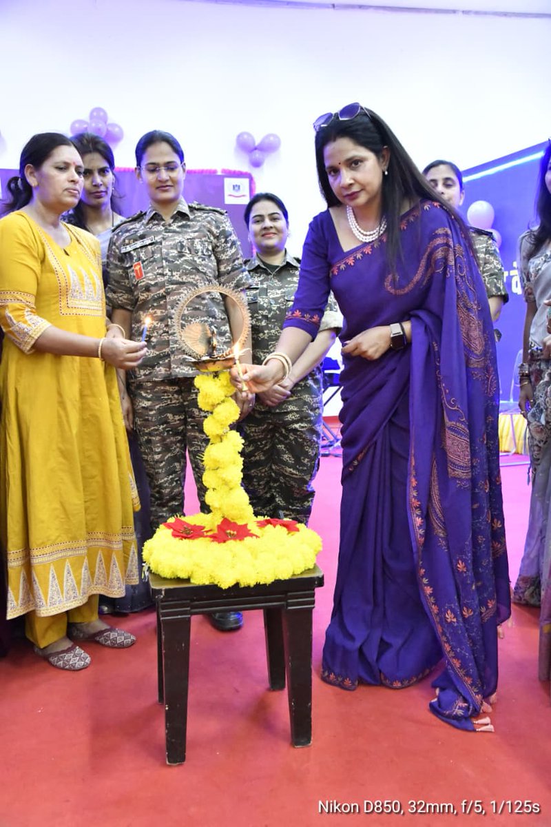 दिनांक 10/03/26 को GC-1 CRPF Ajmer में कावा द्वारा महिला दिवस का आयोजन किया गया। इसमें अधिकारियों, जवानों के परिवार की महिलाओं व कार्यरत महिला कर्मचारियों ने हिस्सा लिया। सांस्कृतिक कार्यक्रम के आयोजन के अतिरिक्त विभिन्न प्रकार की प्रतियोगिताओं का आयोजन भी किया गया ।