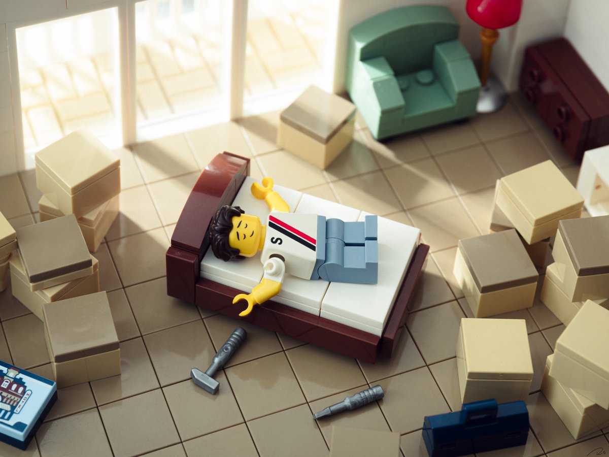 rennerbricks's tweet photo. ベッドを組み立てる

#lego #レゴ #ミニフィグ #オモ写 https://t.co/P26wTxm3hU