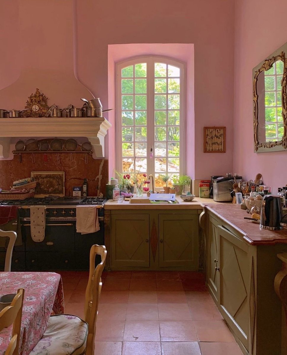 𝐏𝐢𝐧𝐤 𝐠𝐥𝐢𝐭𝐭𝐞𝐫 🎀 tweet media