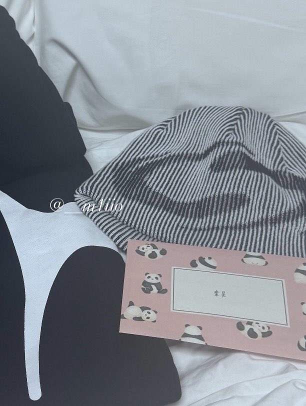 𝐦𝐨 tweet media