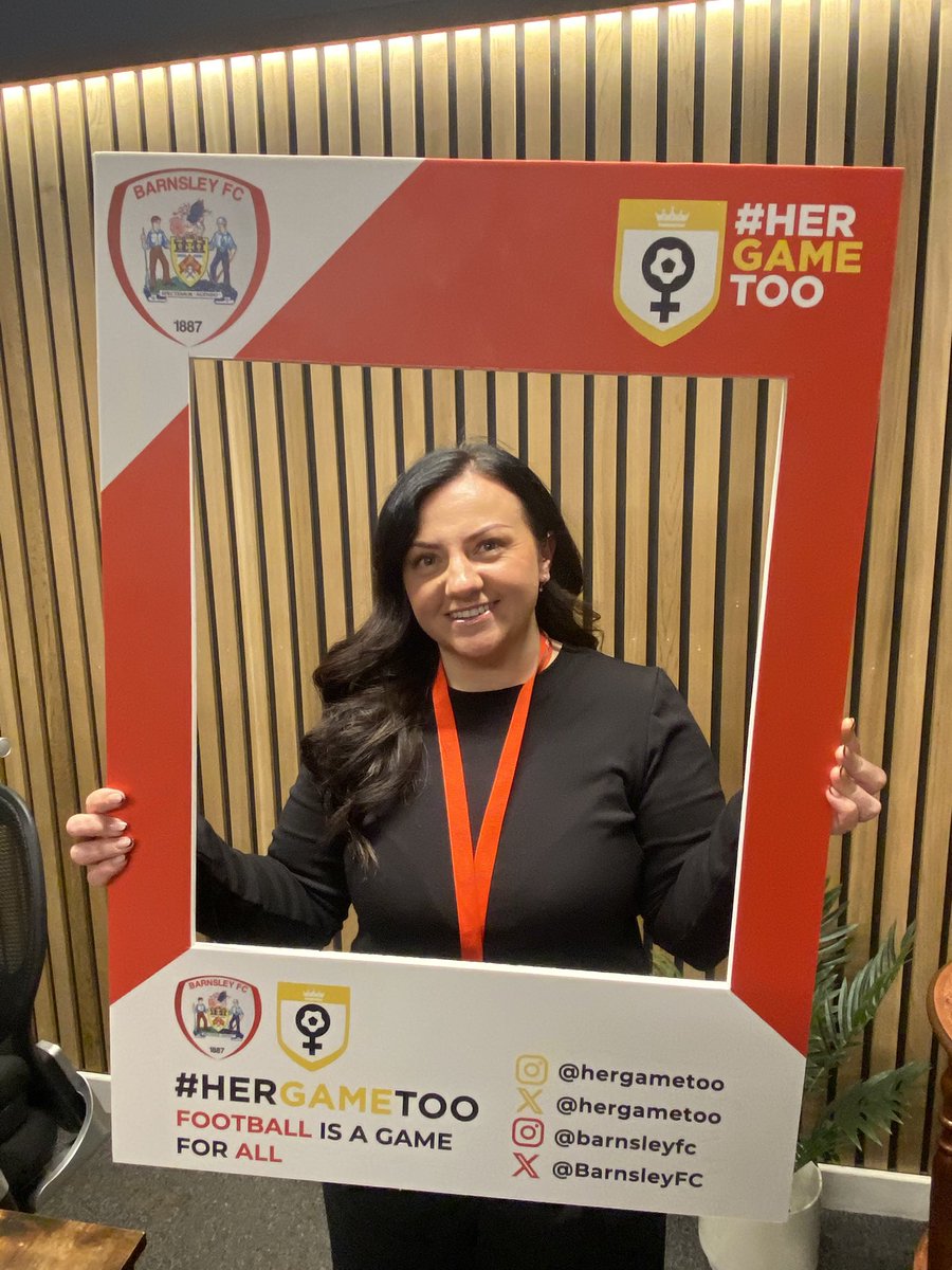BarnsleyFC's tweet photo. Celebrating @HerGameToo at our fixture against Cardiff City tonight 🌟

Here’s some of our inspiring females in football at Oakwell ❤️

#HerGameToo | @BarnsleyfcHGT https://t.co/dgwGDfSbrk