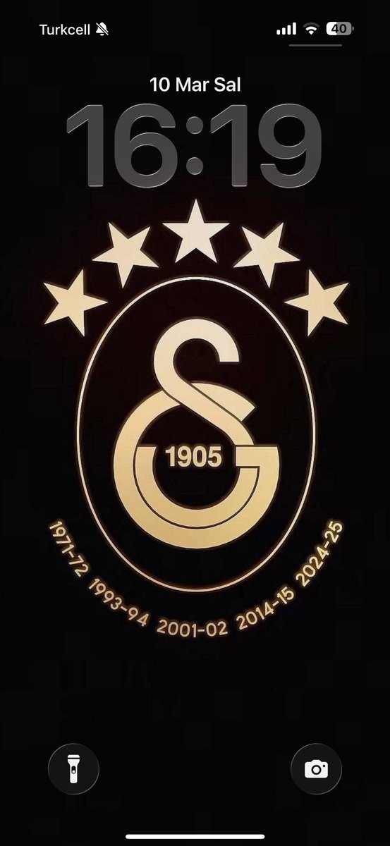 ErlingHaalandd9's tweet photo. @gr4ve0fheart Doğru olması üzüyor https://t.co/zJVz7N9Tt5