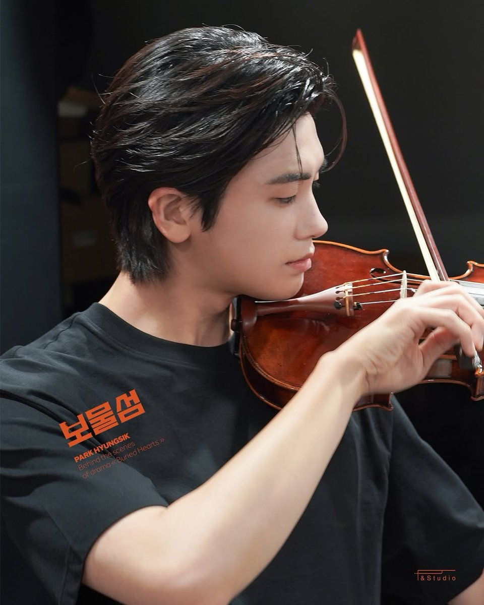 Hyungsik tweet media