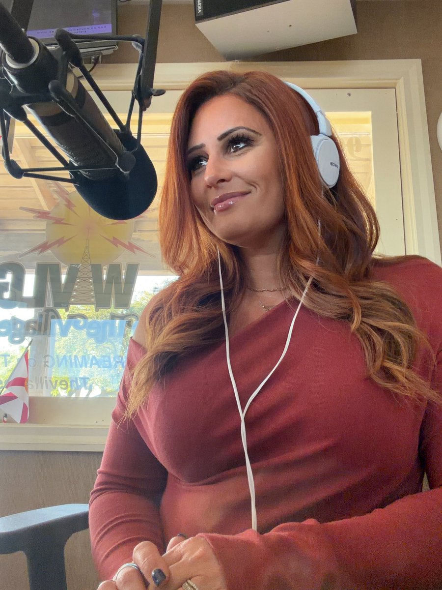 Ashley Baylor tweet media