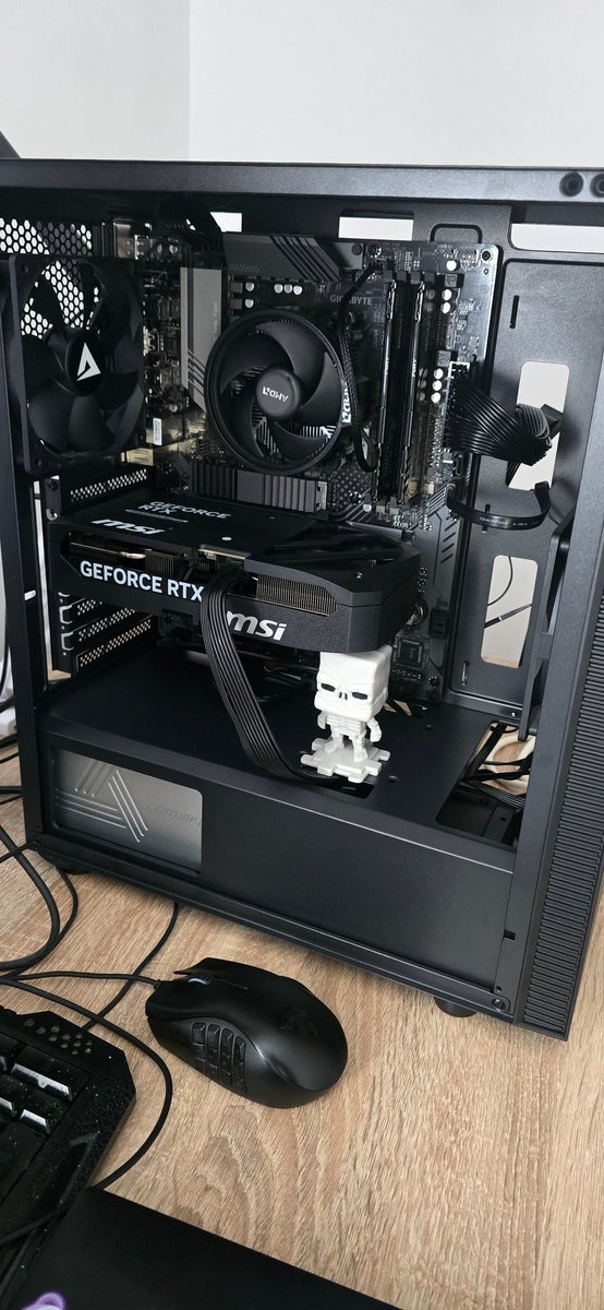 Jovanovix - C0MMs(2/3) tweet media