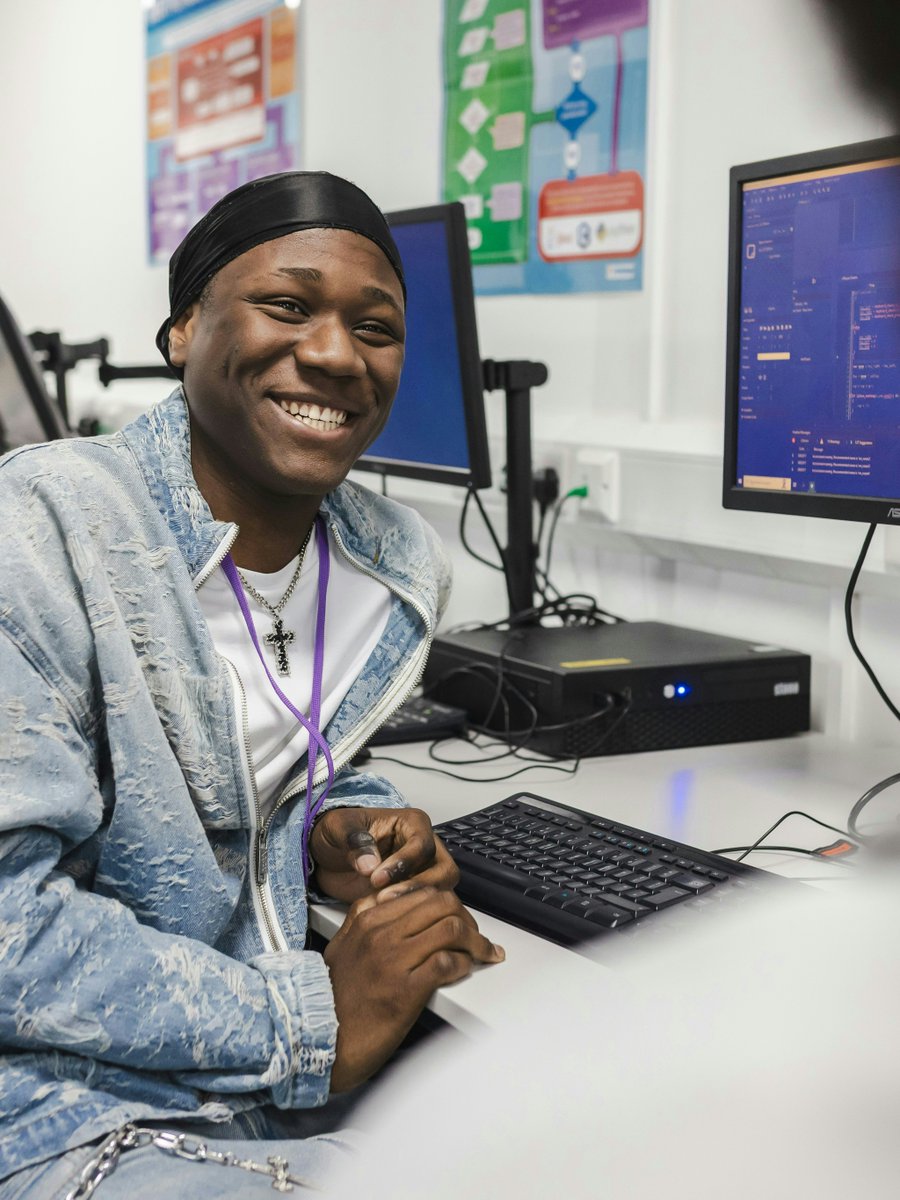 Basingstoke College of Technology tweet media