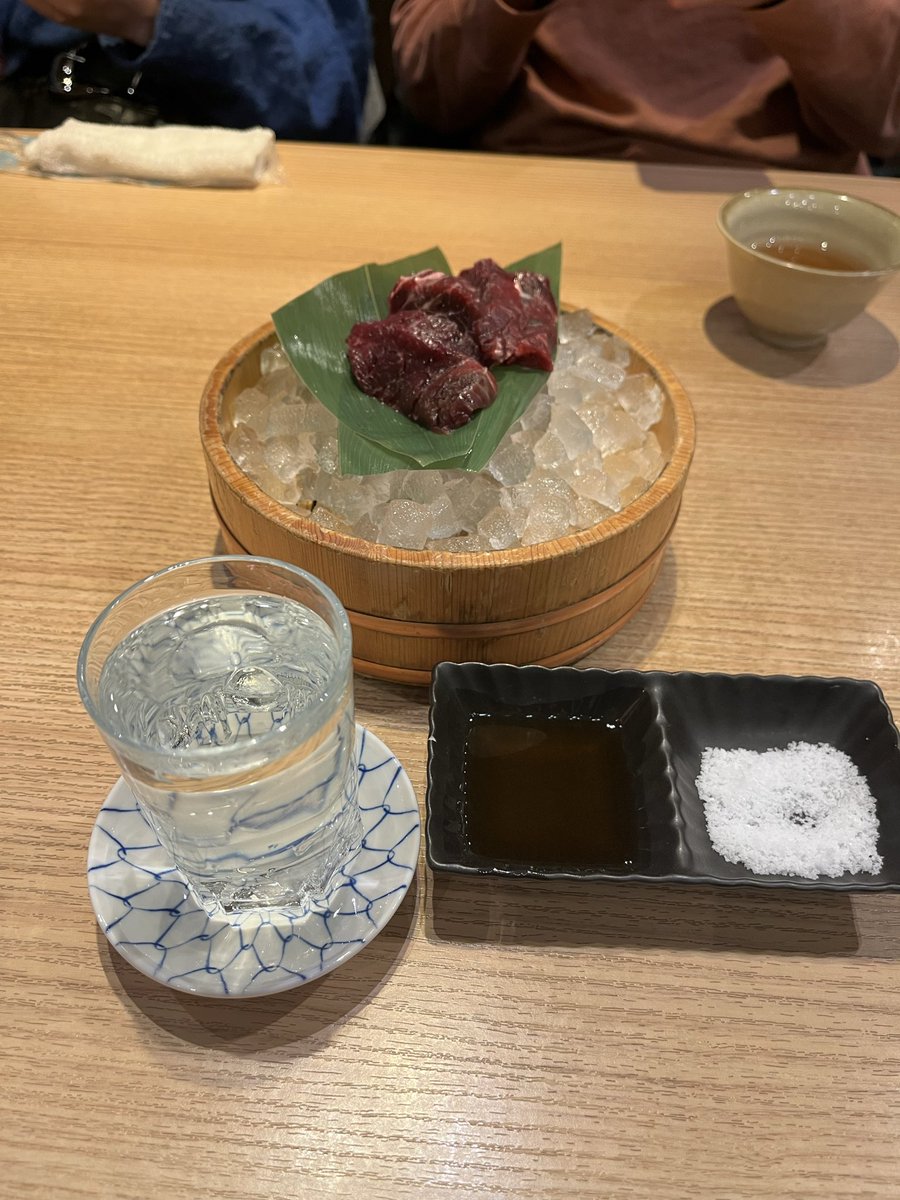 Dipper19896867's tweet photo. 愛知のひらがなの日本酒とくじら🦛🧊 https://t.co/ripB9yIoAz