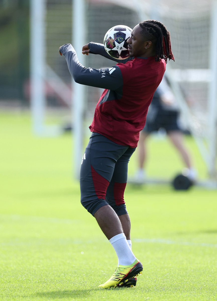 ArsenalRadar's tweet photo. #EE10 https://t.co/YBO7qTS3Gb