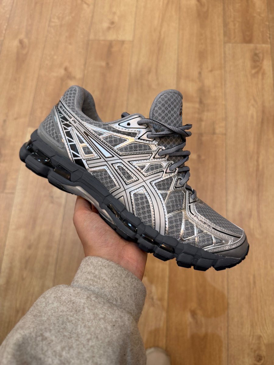 LONGUE VIE À TOUS MENNÉS ❤️ tweet media