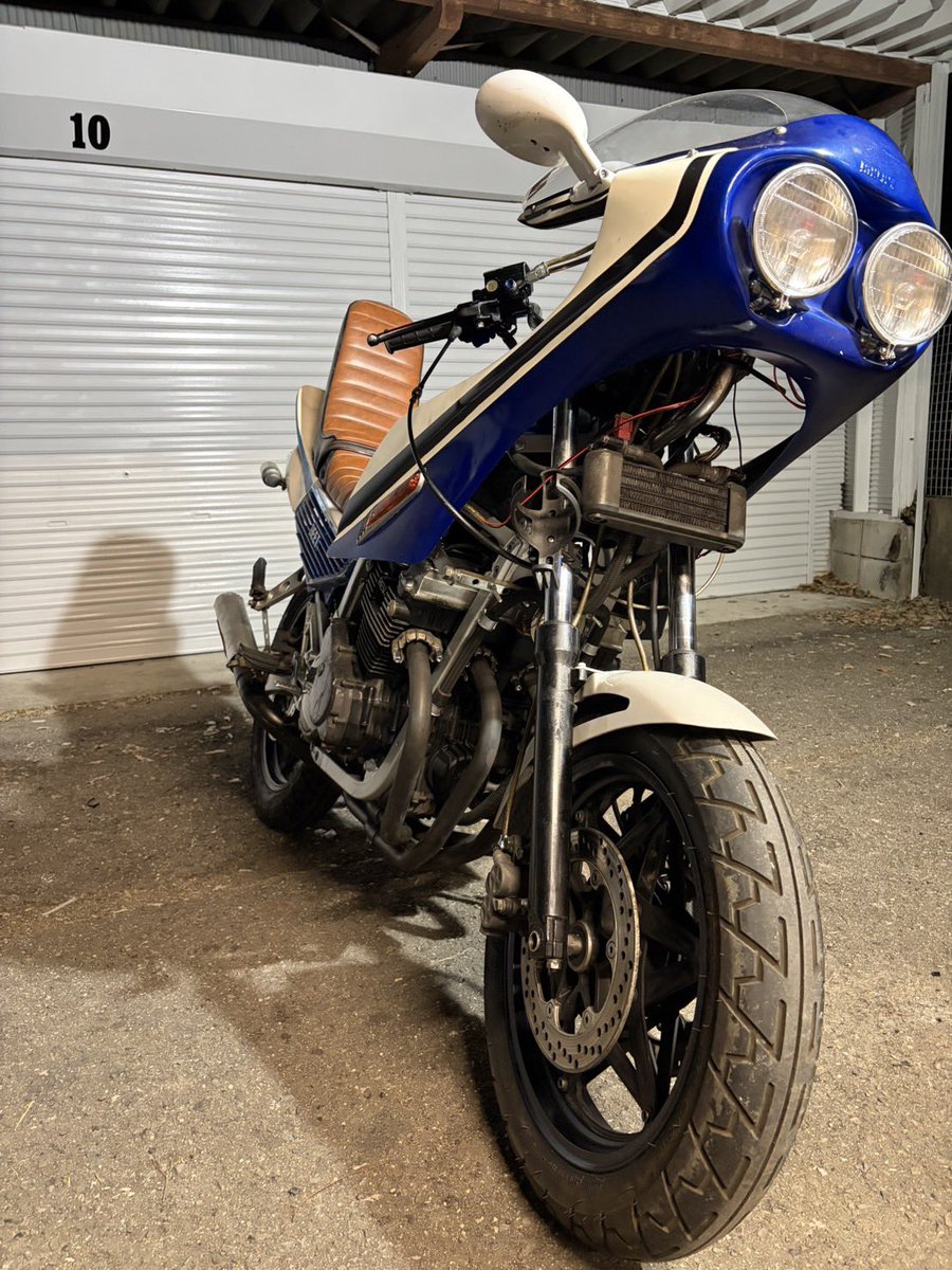 daichi02310033's tweet photo. CBR400F売ります
185万‼️
#cbr400f売ります https://t.co/xnYsdjIGzk