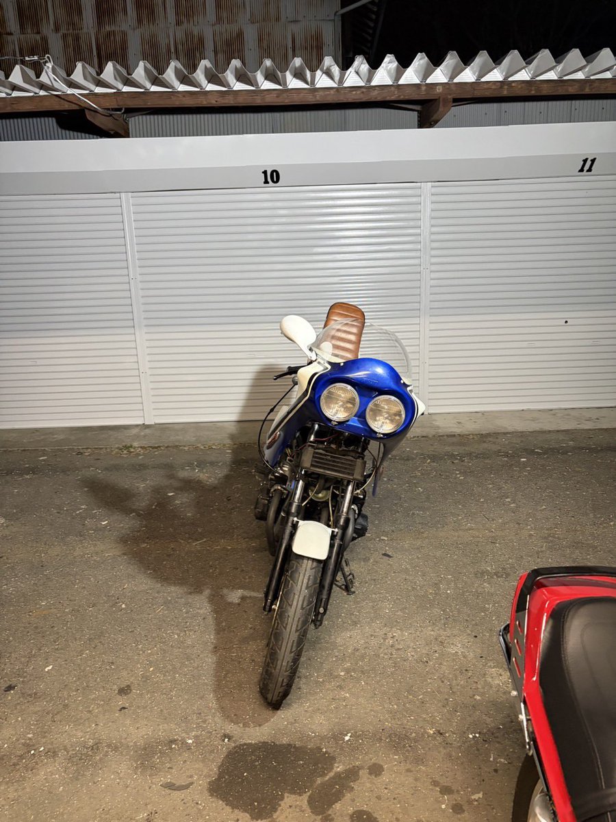 daichi02310033's tweet photo. CBR400F売ります
185万‼️
#cbr400f売ります https://t.co/xnYsdjIGzk