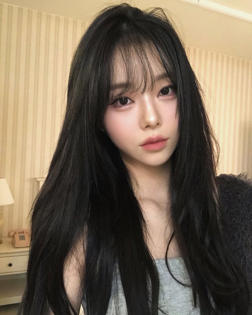 ᅠ

         📣 SHOUT OUT SESSION TIME

ᅠ- Pastikan kalian sudah follow base
    - Rt &amp; like postingan ini
    - Pastikan chara tidak forbid
    - Rep dengan foto chara kalian beserta line + 
       Caption kamu cari apa.

close 23.00