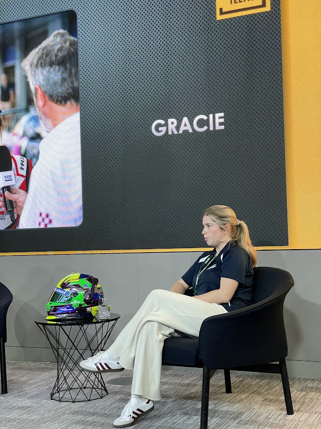 RockingUrTeens tweet media